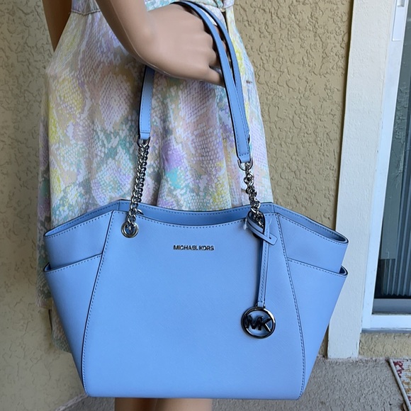 MICHAEL KORS LARGE CHAIN SHOULDER TOTE PALE BLUE COLOR - Picture 5 of 16
